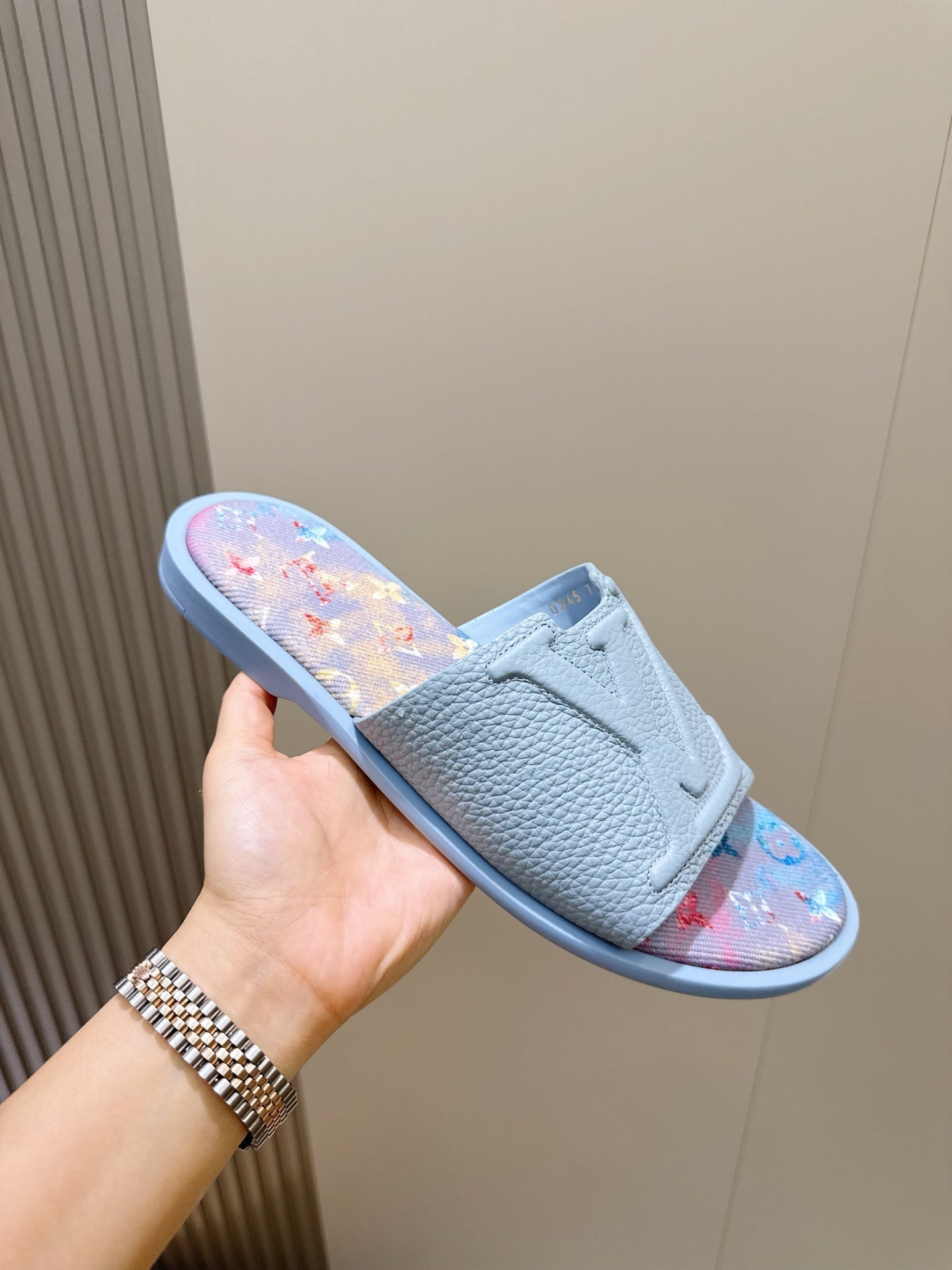Виразні текстильні шльопанці Louis Vuitton Waterfront Monogram