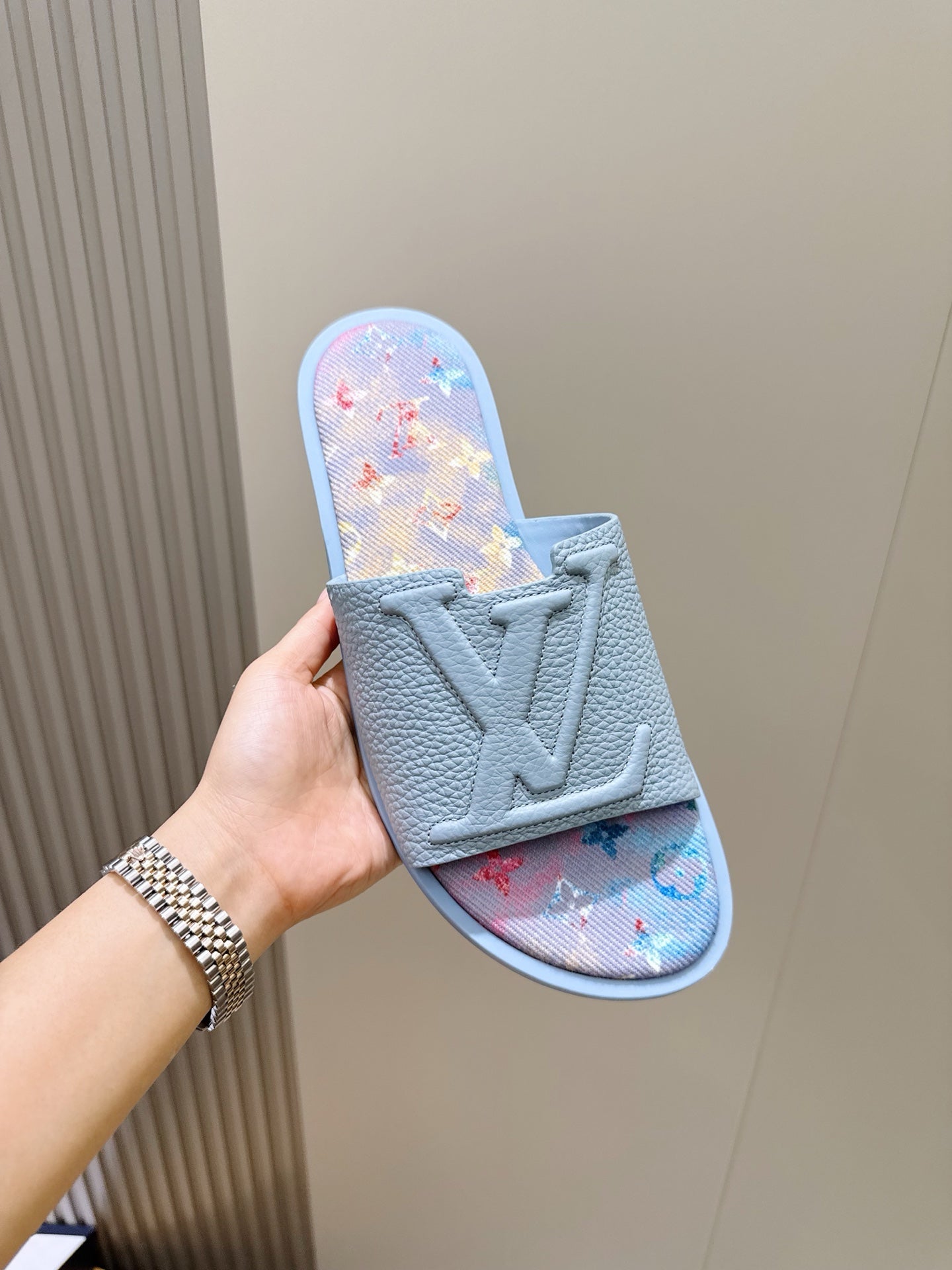 Виразні текстильні шльопанці Louis Vuitton Waterfront Monogram