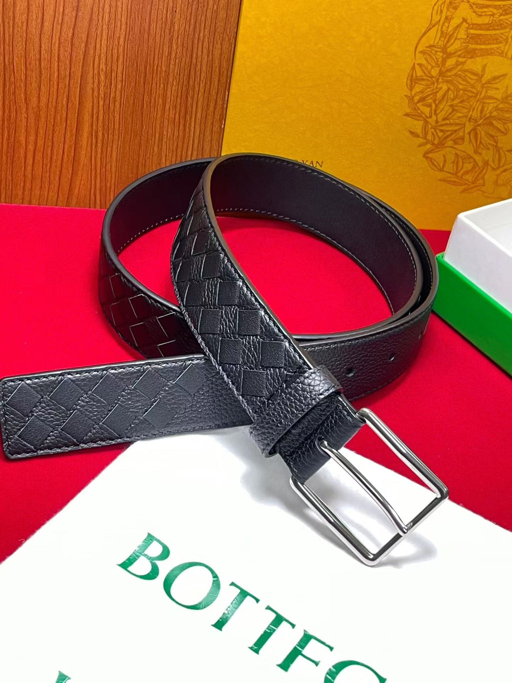 Ремінь Bottega Veneta з натуральної телячої шкіри
