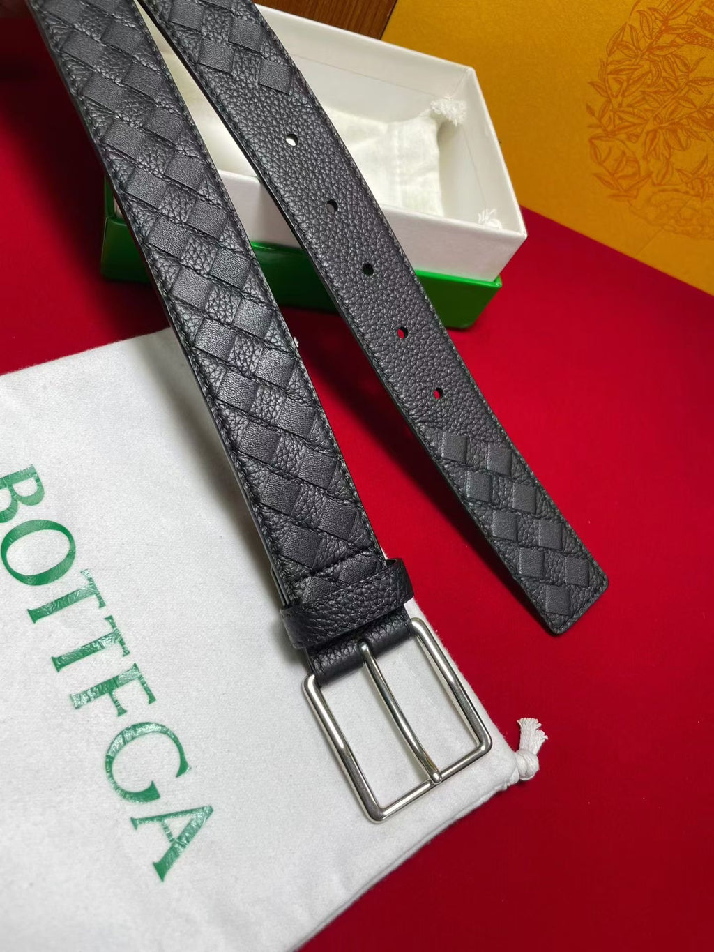 Ремінь Bottega Veneta з натуральної телячої шкіри