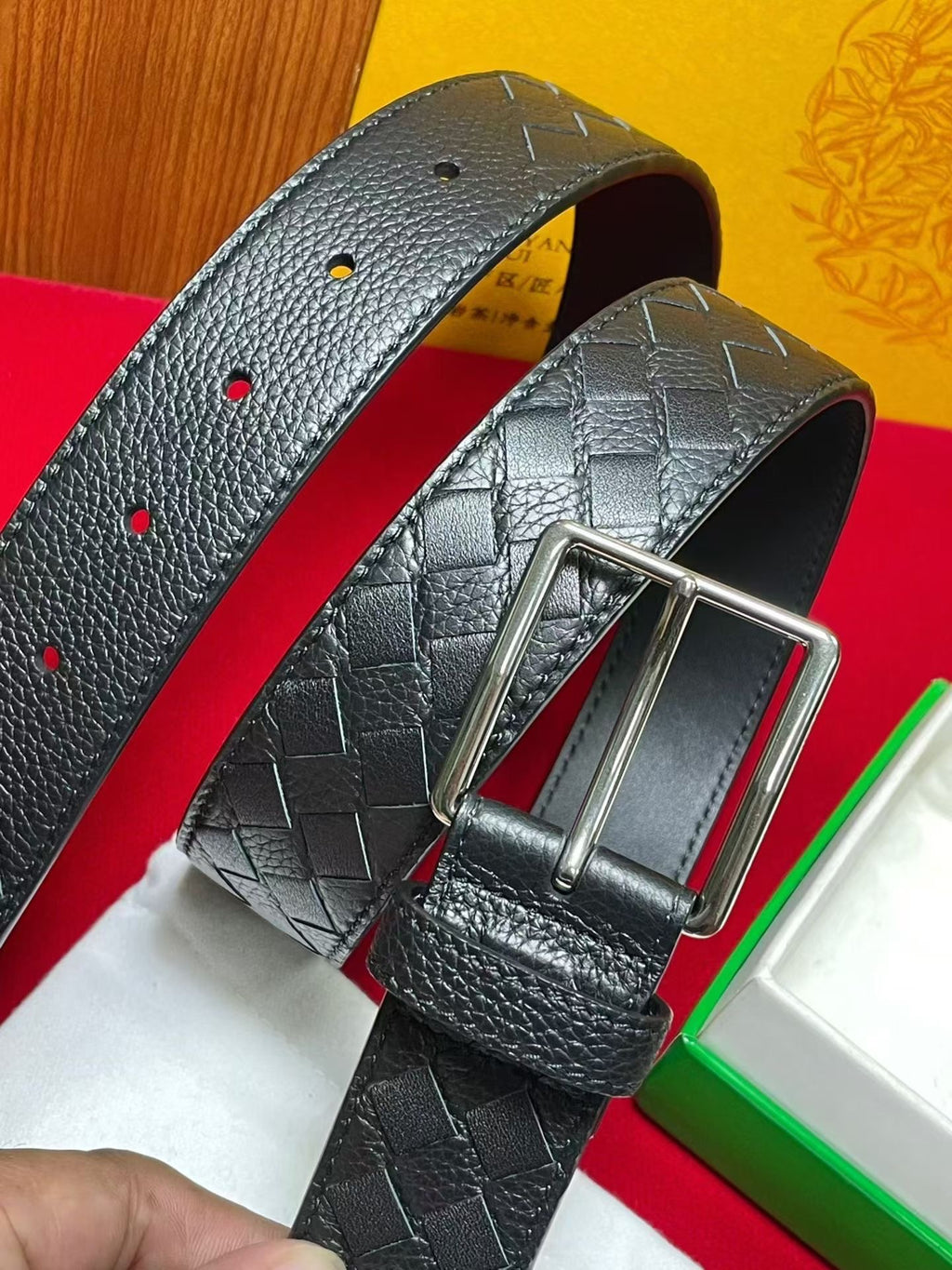 Ремінь Bottega Veneta з натуральної телячої шкіри