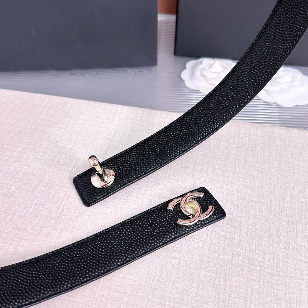 Ремінь Chanel з натуральної шкіри