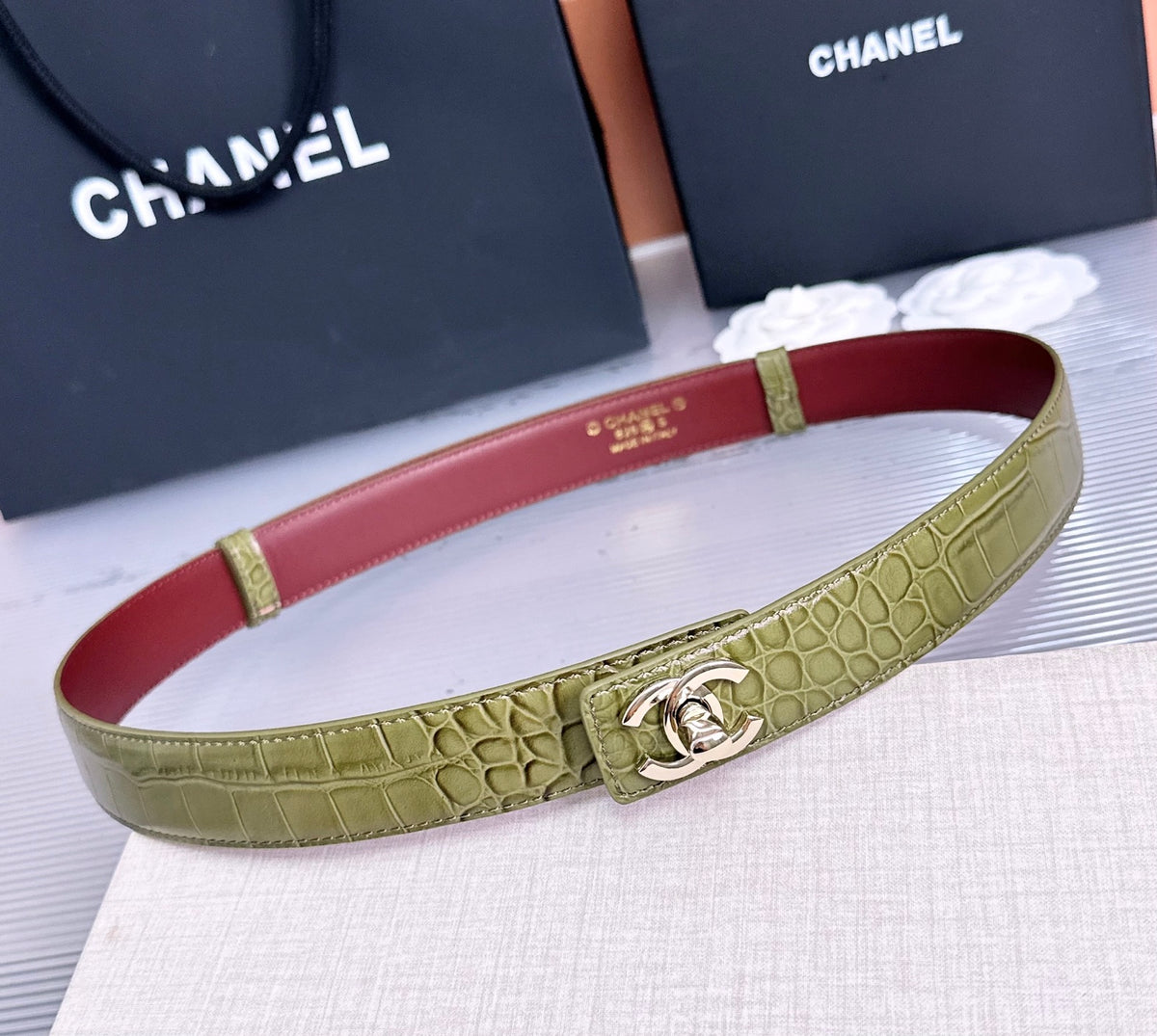 Ремінь Chanel з натуральної шкіри
