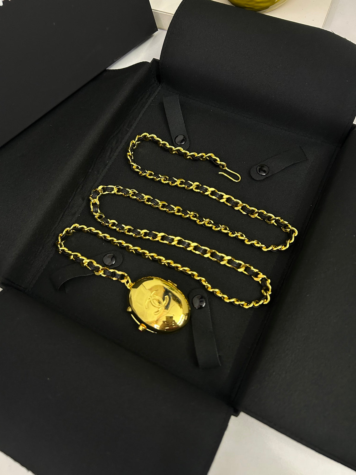 Пояс-ланцюжок Chanel із металу