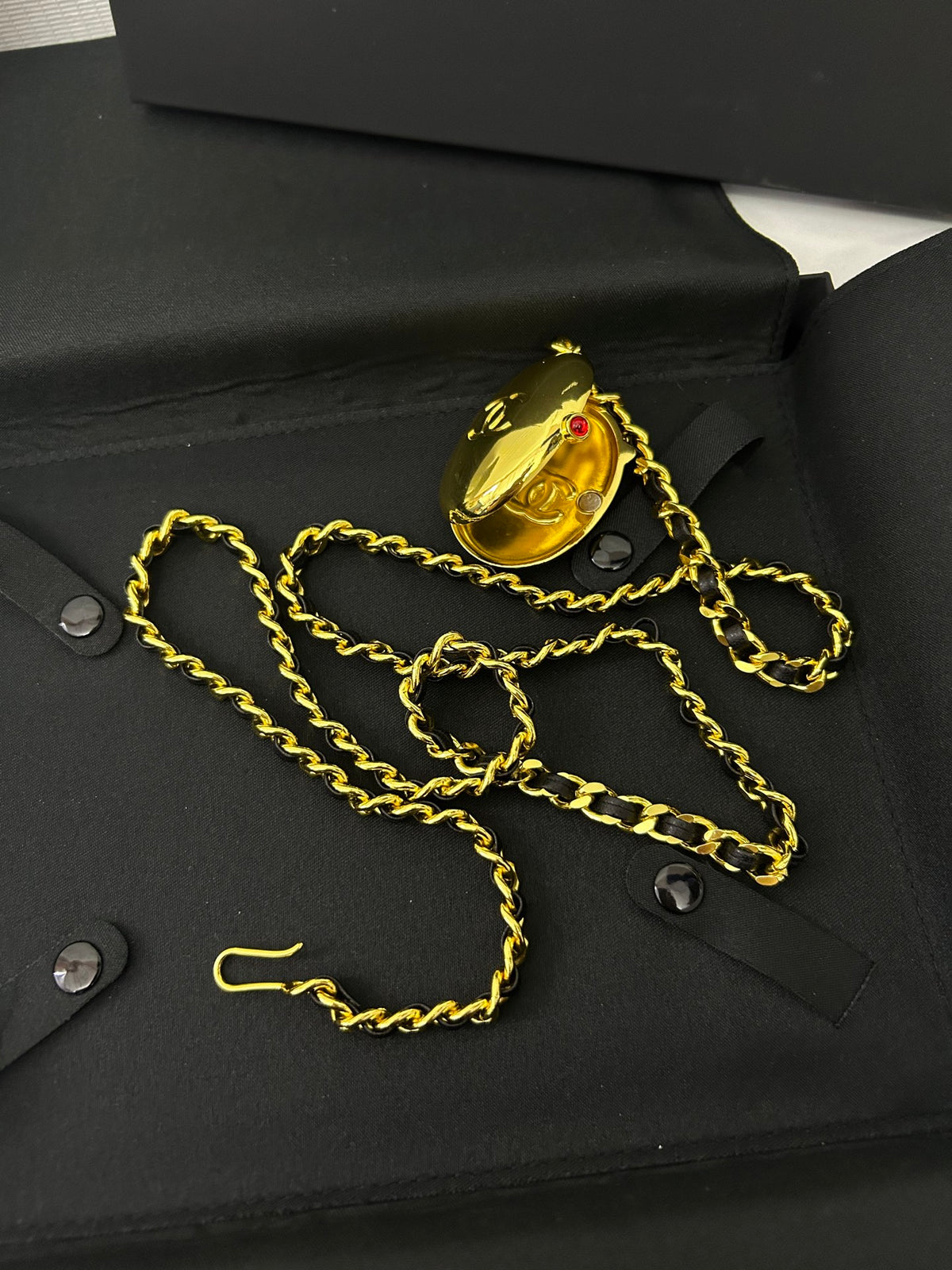 Пояс-ланцюжок Chanel із металу
