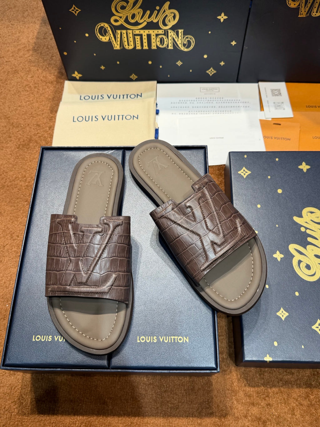 Шльопанці з натуральної шкіри Louis Vuitton Waterfront