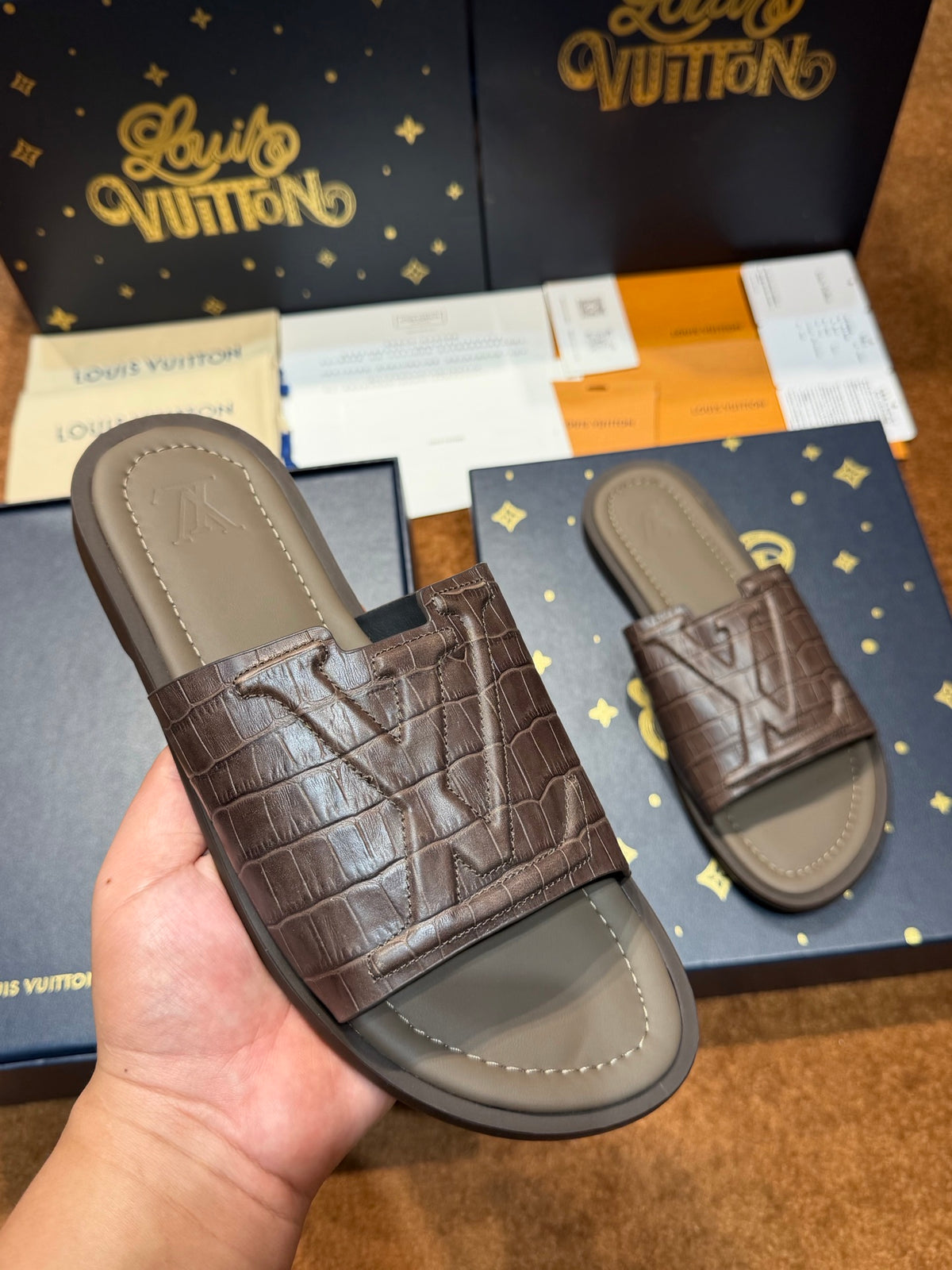 Шльопанці з натуральної шкіри Louis Vuitton Waterfront