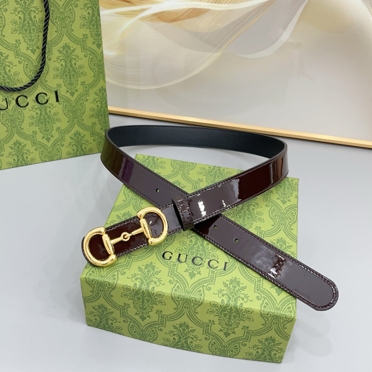 Ремінь Gucci з лакованої натуральної шкіри