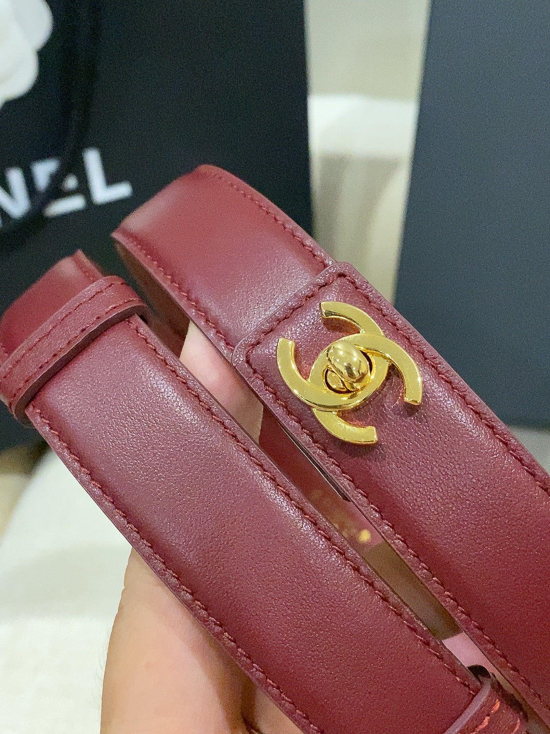 Ремінь Chanel з натуральної шкіри