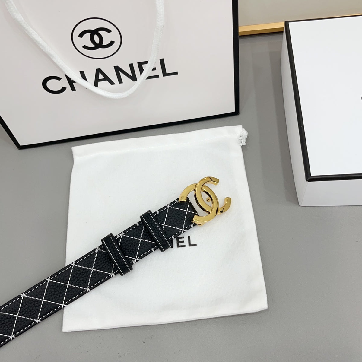 Ремінь Chanel з деніму та натуральної шкіри